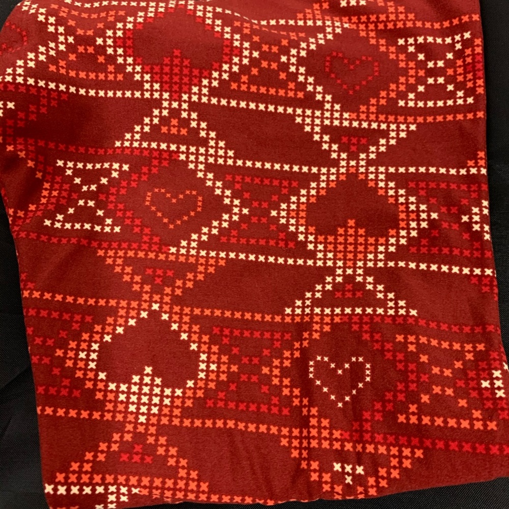 LuLaRoe Tall & Curvy TC Valentine’s Leggings
